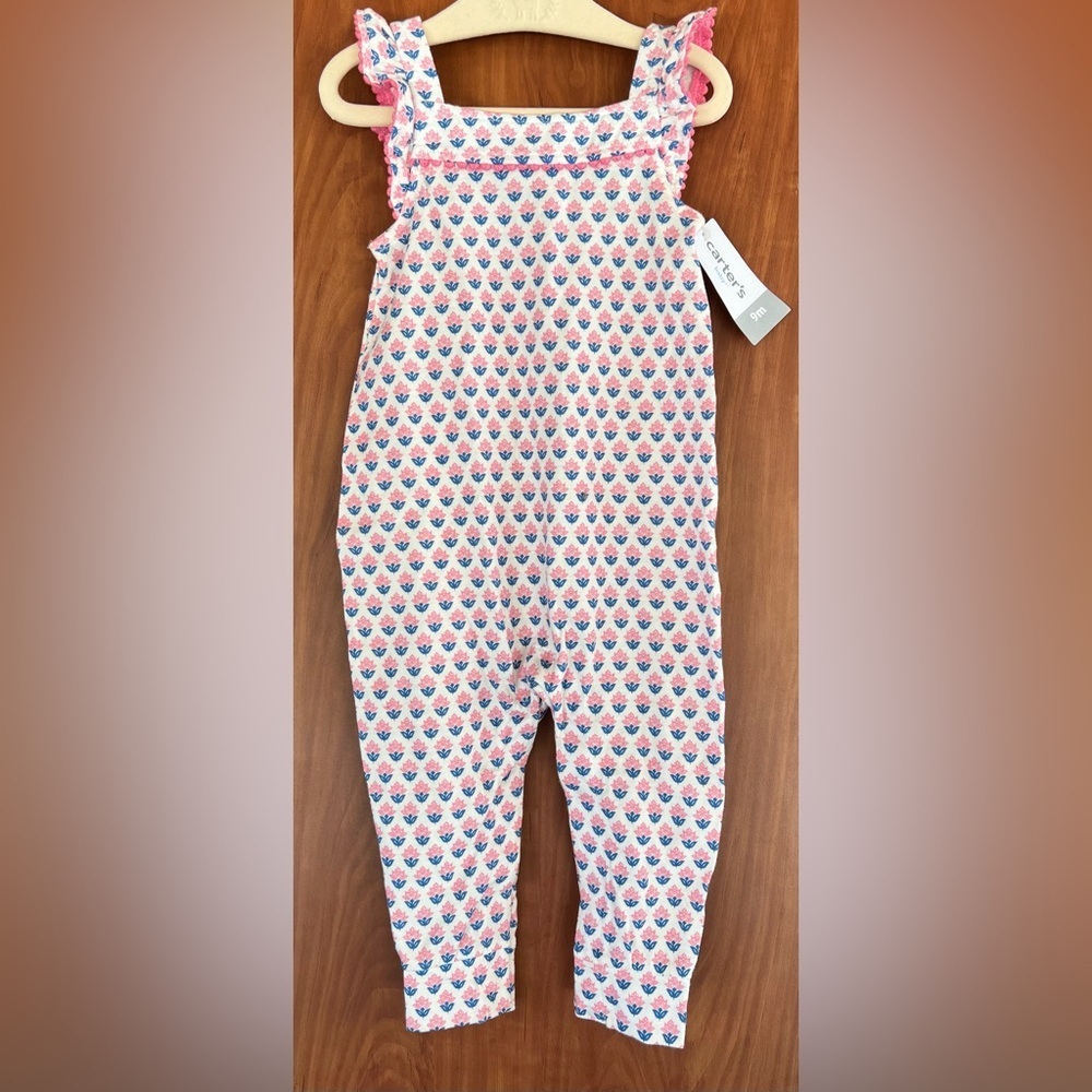 Carter’s - Baby girl flower one piece bodysuit (Size 9m) NWT